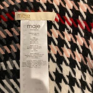 Maje shawl one size multicolored. Light weight but will keep you warm.